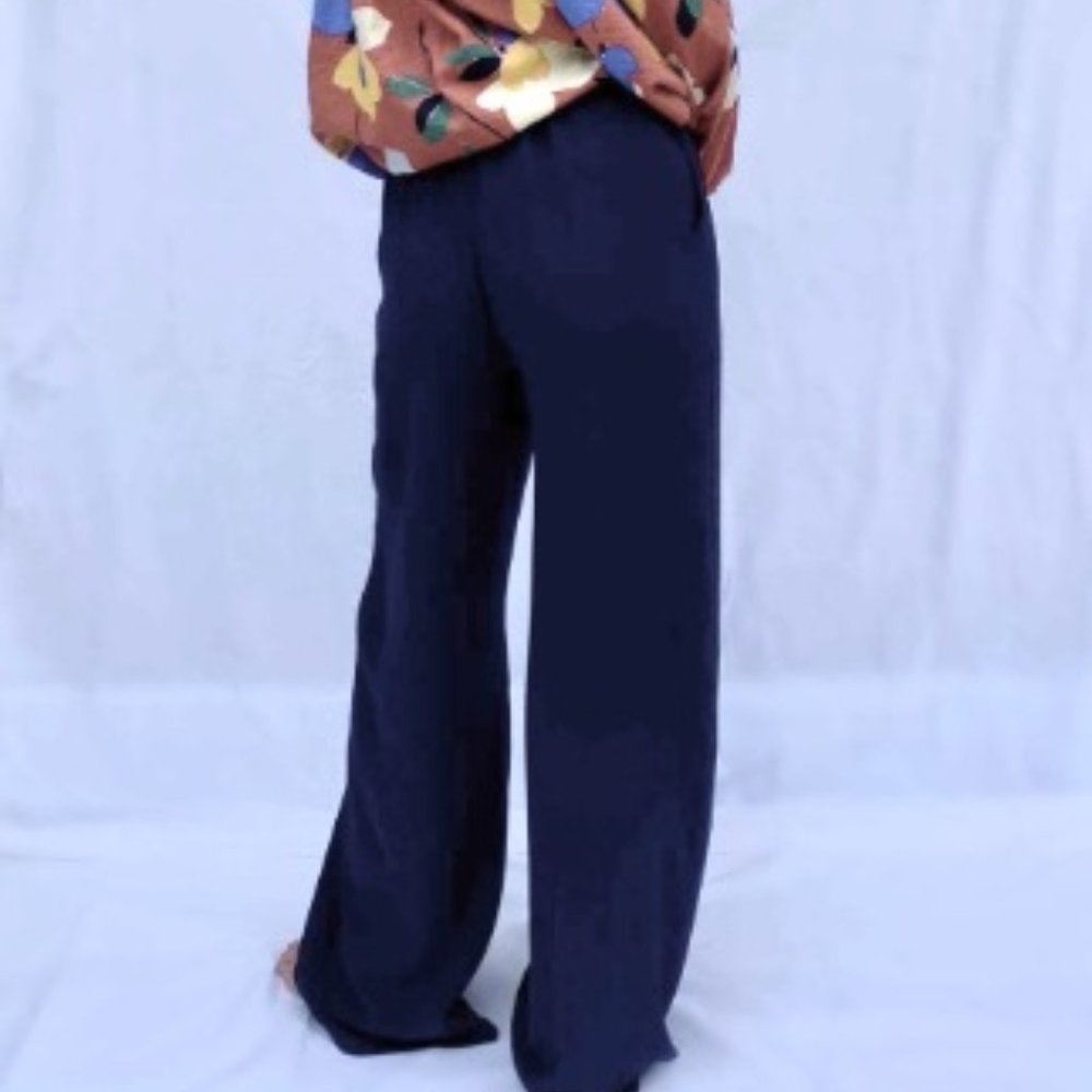 Tysa Rayon Flowy Drawstrings Travel Pants. Dark Navy Size 2/M